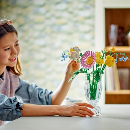 LEGO® Botanicals: Μικρό Κίτρινο Μπουκέτο (10347) - Image 6