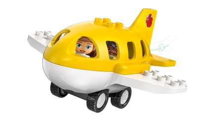 LEGO® DUPLO® Town: First Time at the Airport (10443) - Image 3