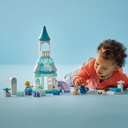 LEGO® DUPLO® Disney: Anna and Elsa’s Frozen Castle Party (10455) - Image 6