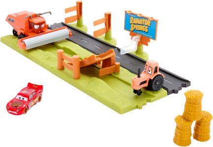 Mattel Disney Pixar: Cars - Frank Escape & Stunt Race Playset (HRX48) - Image 2