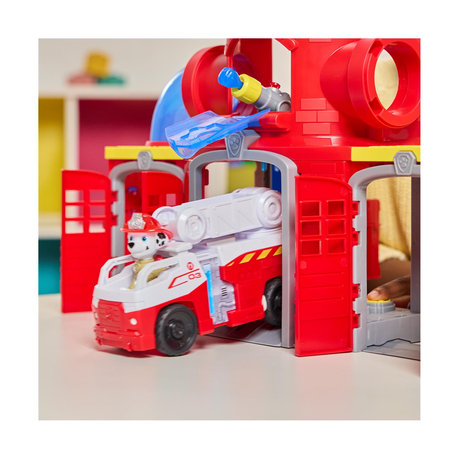 Spin Master Paw Patrol: Fire Rescue - Fire Rescue Command Center Playset (6073760) - Image 7