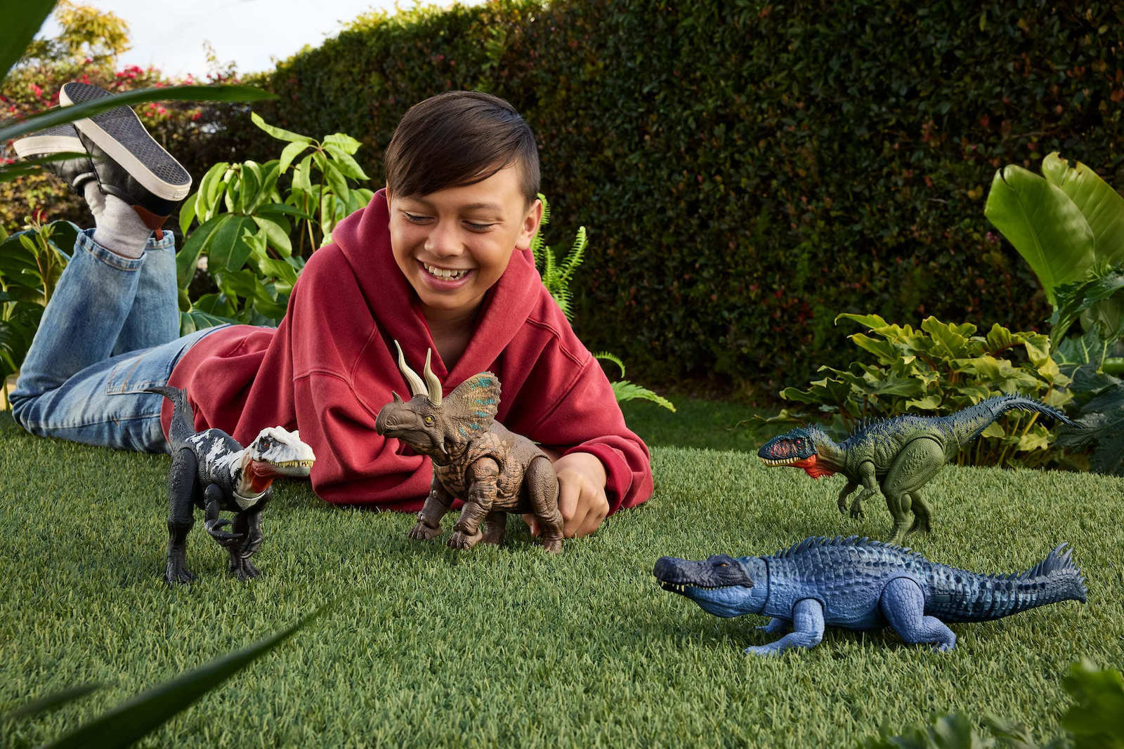 Mattel Jurassic World Rebirth: Gigantic Thrashers - Eotriceratops (JGB93) - Image 4