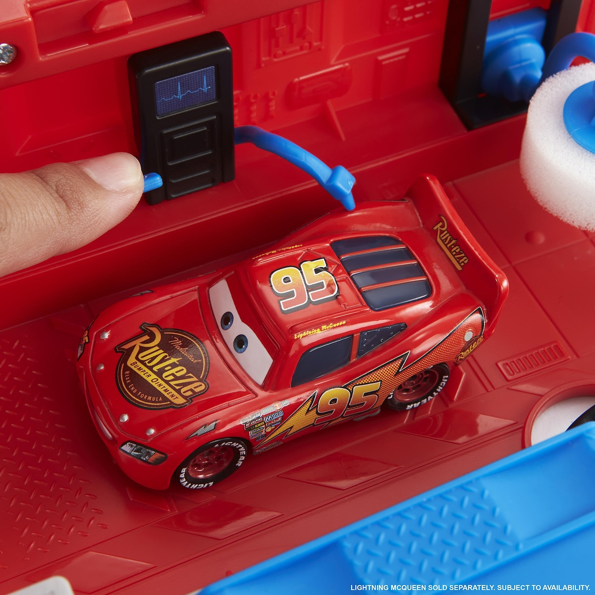 Mattel Disney Cars - Νταλίκα του Μακουϊν Σετ Παιχνιδιού (HDC75) - Image 5