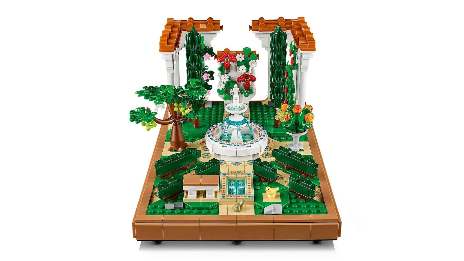 LEGO® Icons: Fountain Garden (10359) - Image 8