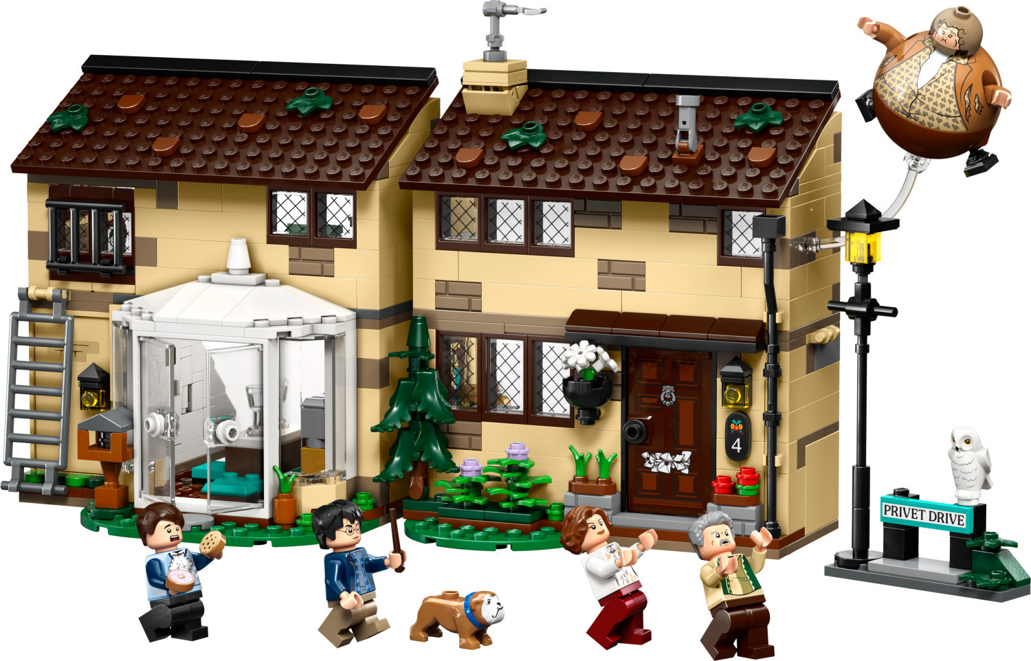 LEGO® Harry Potter™: Privet Drive: Aunt Marge’s Visit (76451) - Image 2