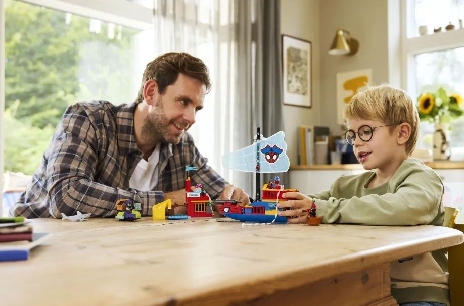 LEGO® Marvel: Spidey And His Amazing Friends Team Spidey Pirate Ship (11208) - Image 5