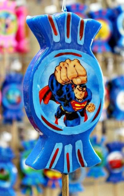 Πασχαλινή λαμπάδα Καραμέλα print υπερ ήρωας 19x10x2cm (001601)