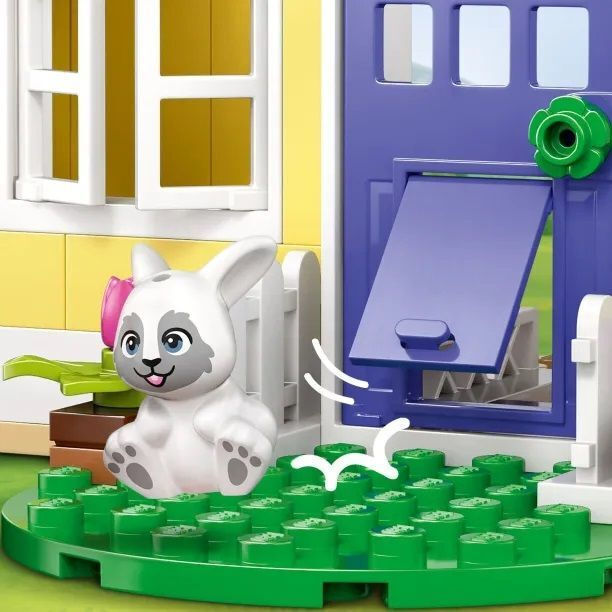 LEGO Friends Heartlake City Bunny Hotel για 5+ Ετών 161τμχ (42679) & Δώρο Λαμπάδα - Image 3